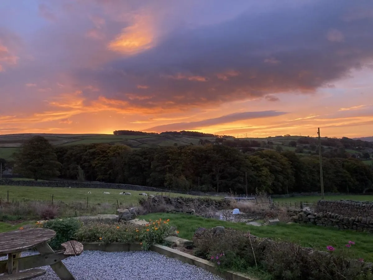 The Piggery Βίλα Keighley
